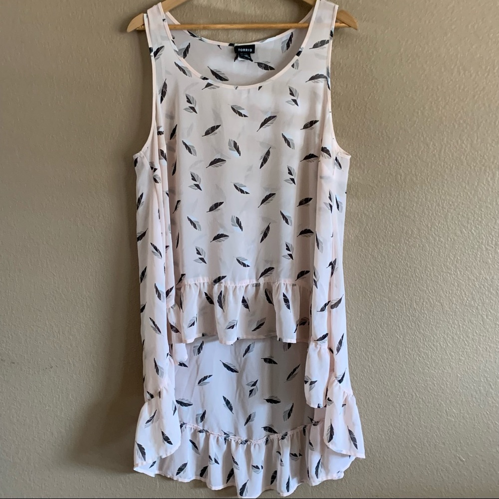 Torrid Ruffle Feather Hi-Low Tank Blouse Size 1 - Picture 2 of 8